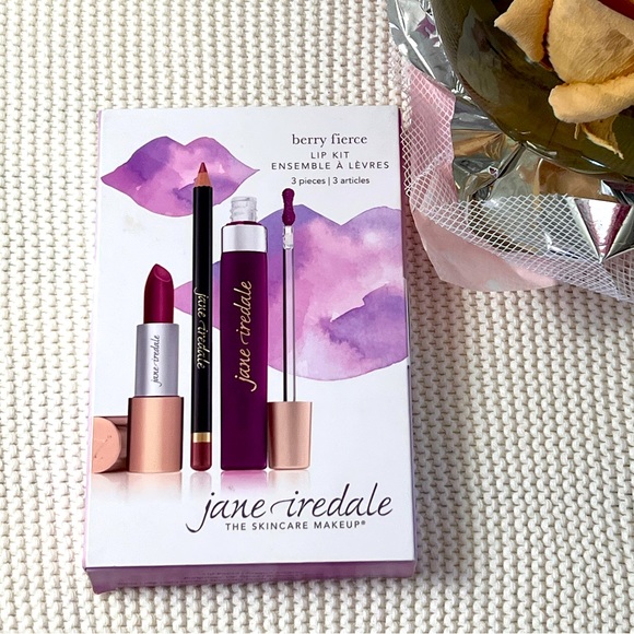 jane iredale Berry Fierce Limited Edition Lip Kit - Picture 3 of 5